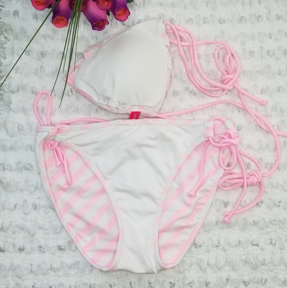 Victoria Secret bikini set triangle top frills - Picture 3 of 3